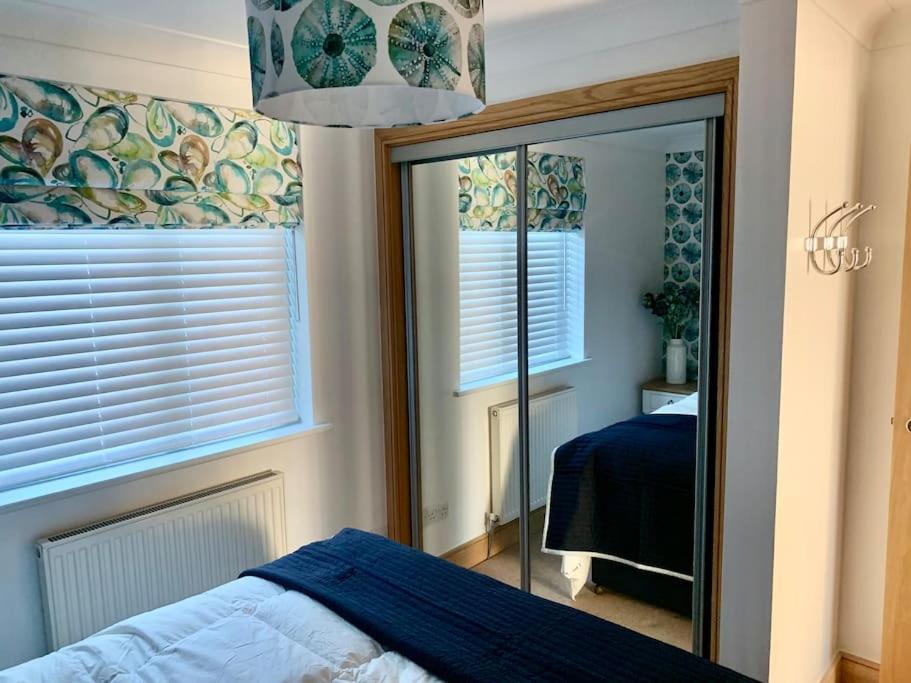 Crabshell Quay Waterfront Living In Kingsbridge Apartment Kingsbridge  Luaran gambar