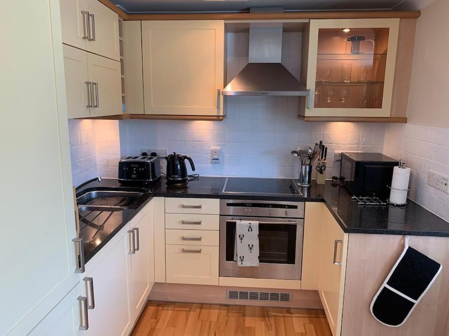 Crabshell Quay Waterfront Living In Kingsbridge Apartment Kingsbridge  Luaran gambar