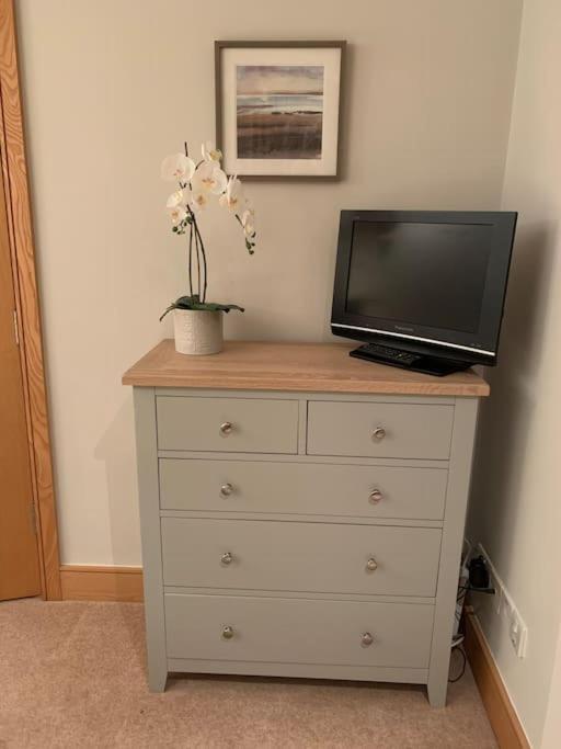 Crabshell Quay Waterfront Living In Kingsbridge Apartment Kingsbridge  Luaran gambar